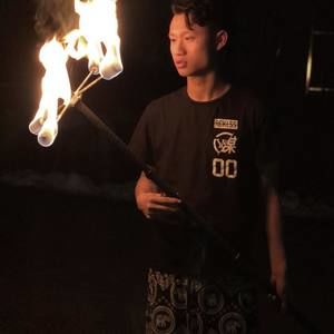 Meet your Posher, Daniel